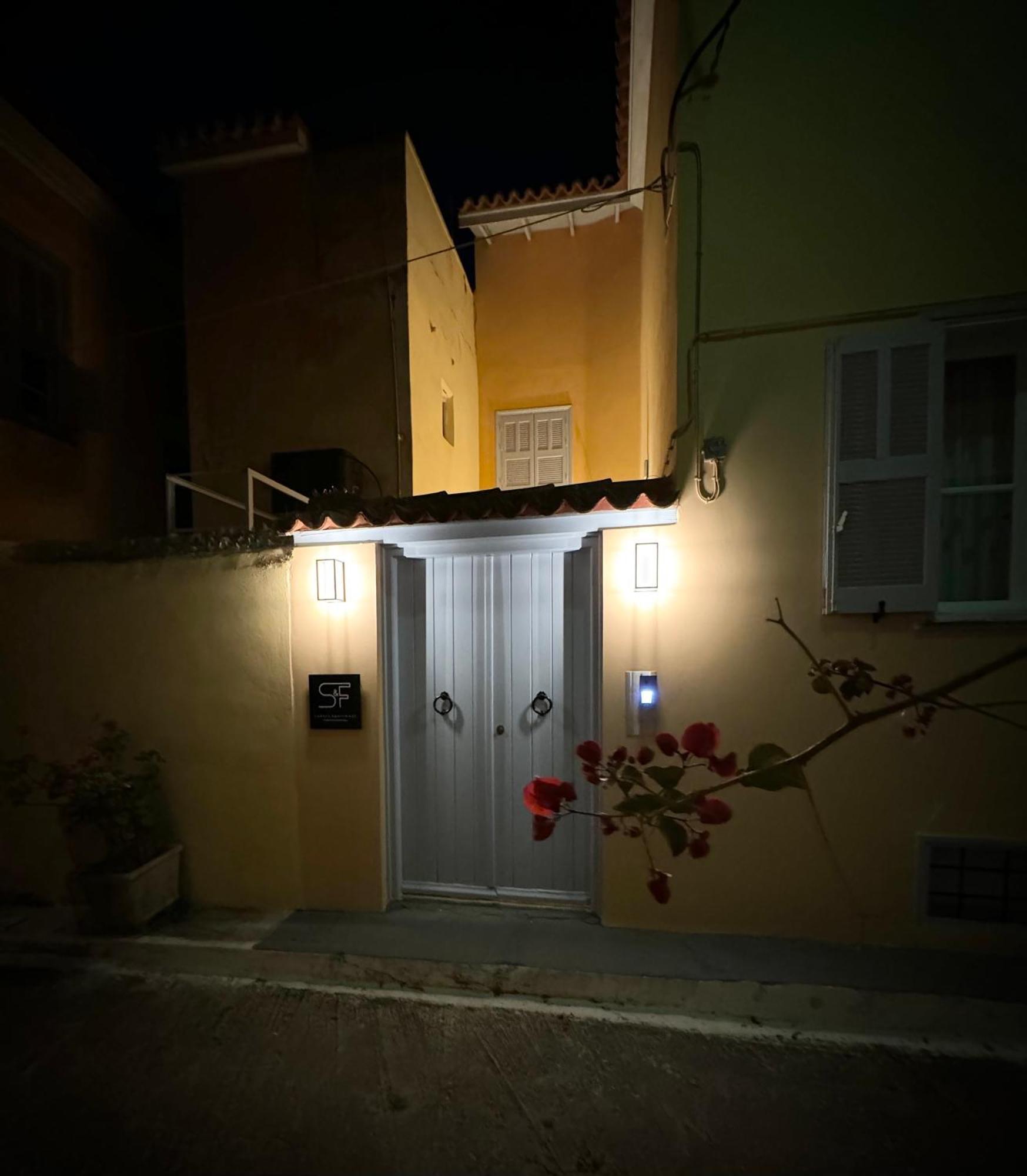 S&F Luxury Apartment Nafplion Exteriör bild