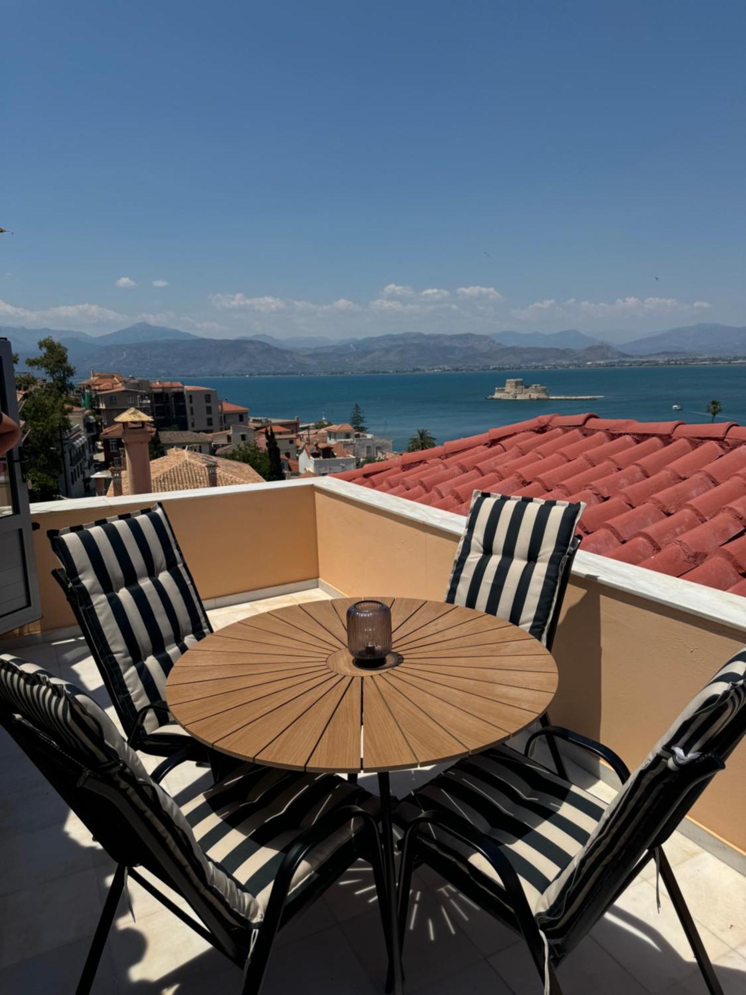 S&F Luxury Apartment Nafplion Exteriör bild